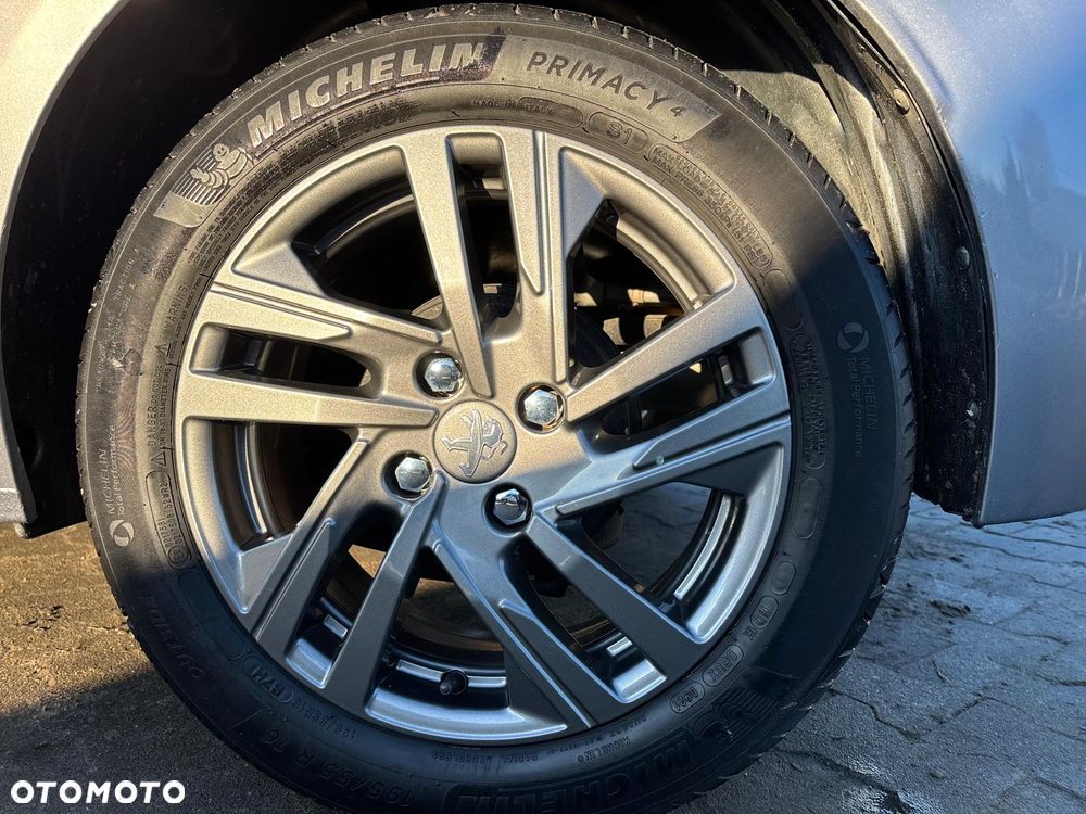 Peugeot 208 1.2 PureTech Active S&S - 14