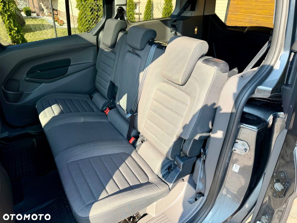 Ford Tourneo Connect Grand - 15