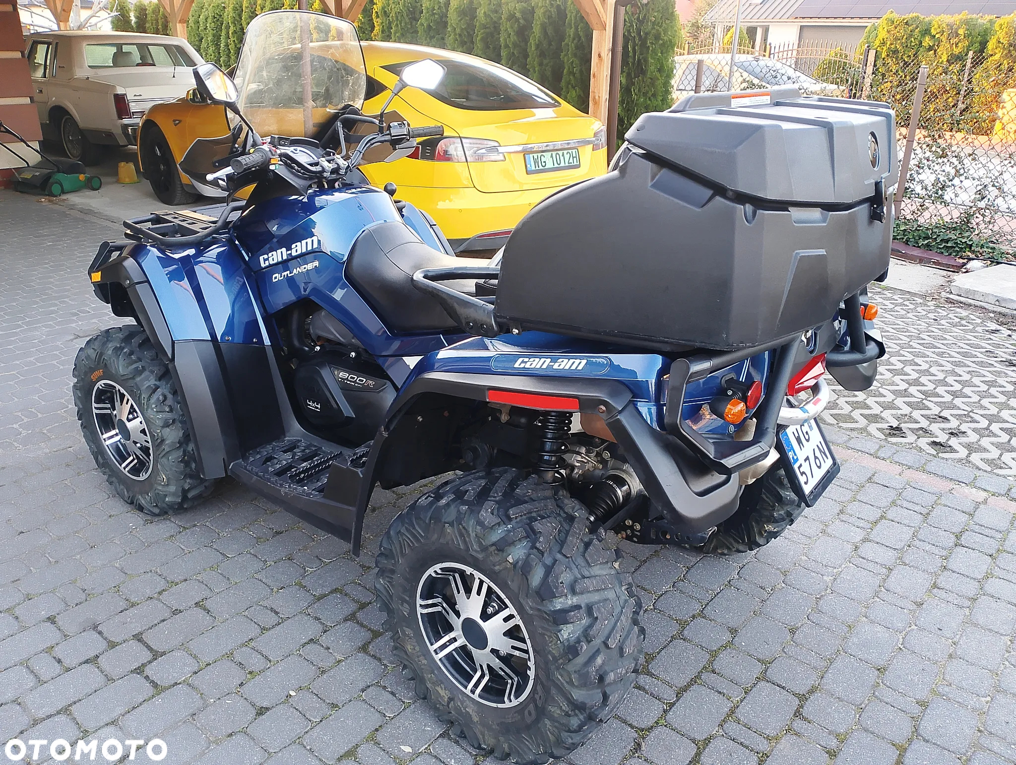 Can-Am Outlander Max - 8