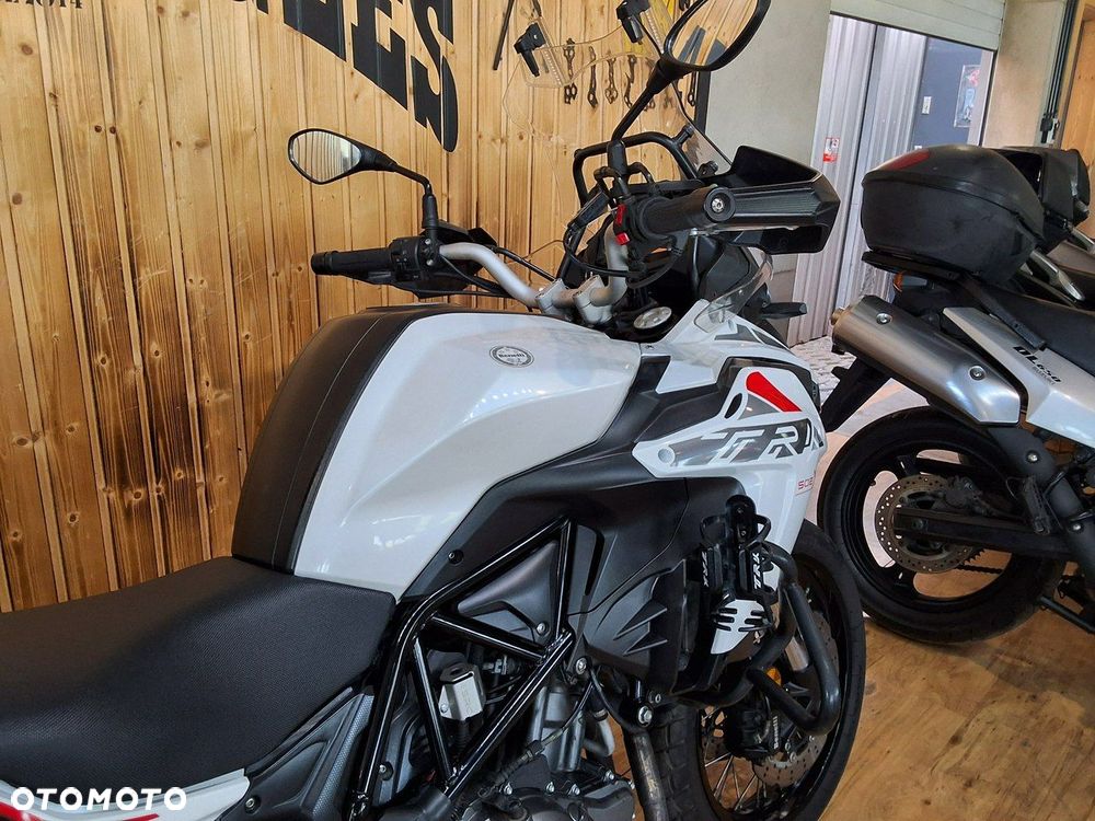 Benelli TRK 502 - 15