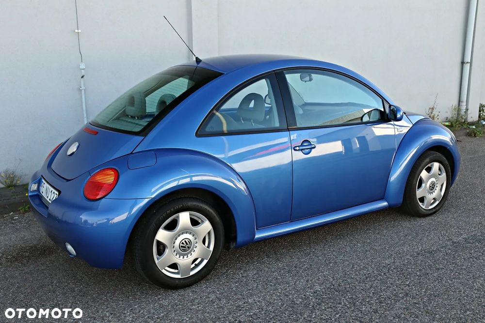 Volkswagen New Beetle - 23