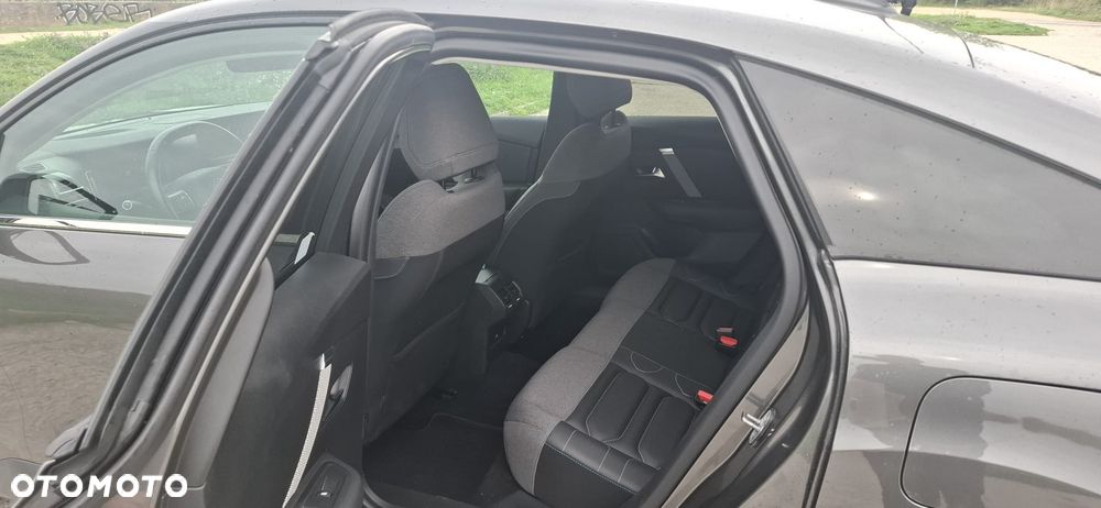 Citroën C4 1.2 PureTech Shine S&S EAT8 - 7