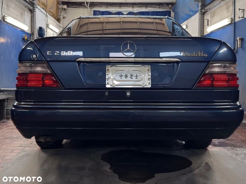 Mercedes-Benz Klasa E - 6