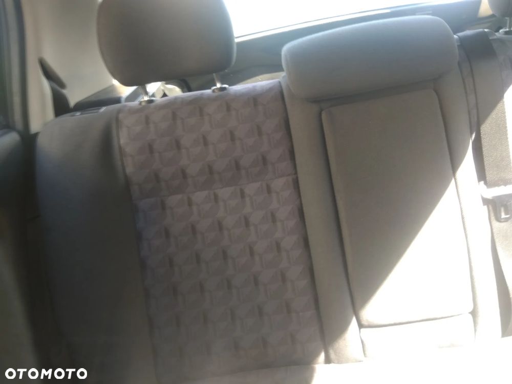 Opel Astra H komplet foteli - 3