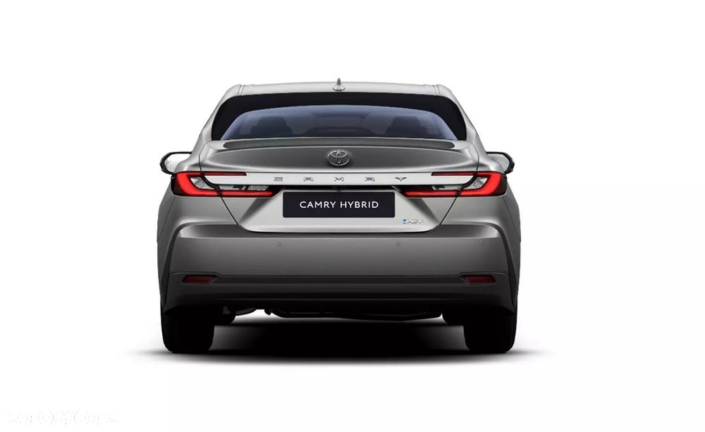 Toyota Camry - 3