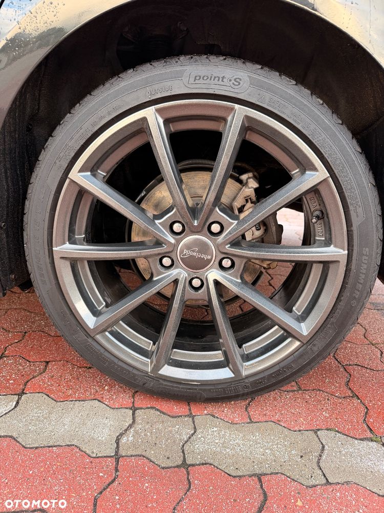 Toyota Corolla 1.8 Comfort - 7