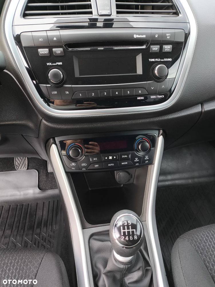 Suzuki SX4 S-Cross 1.4 SHVS Comfort Plus - 24