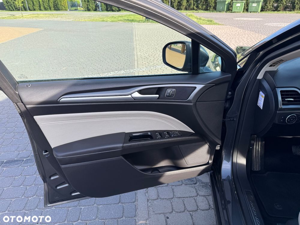 Ford Mondeo 2.0 TDCi STart-Stopp PowerShift-Aut Titanium - 9