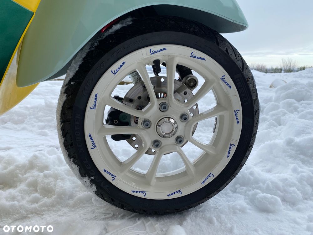 Vespa Primavera - 15