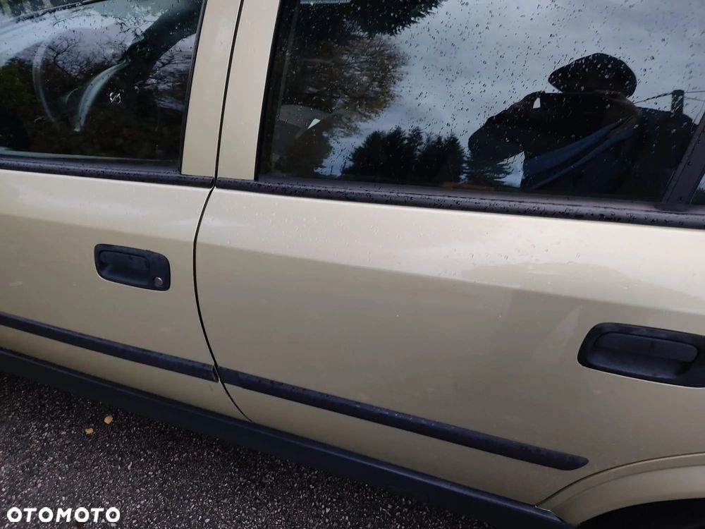 Opel Astra - 20