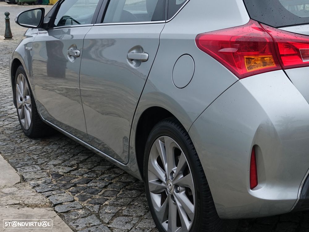 Toyota Auris 1.8 HSD Active - 8