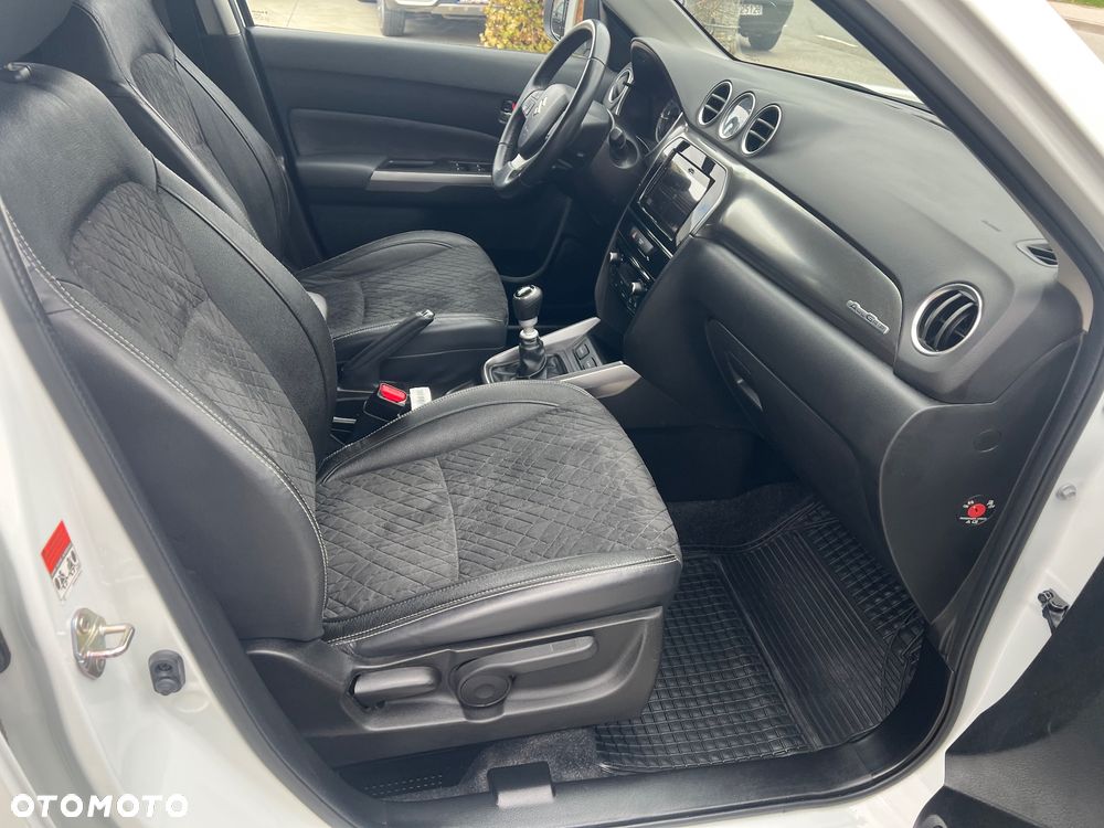 Suzuki Vitara 1.4 Boosterjet Hybrid Allgrip Comfort - 33