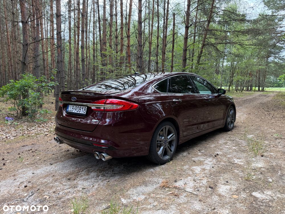 Ford Fusion - 7