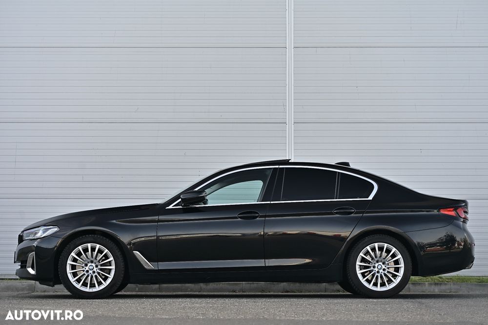 BMW Seria 5 520d Efficient Dynamics Edition Aut. Luxury Line - 11