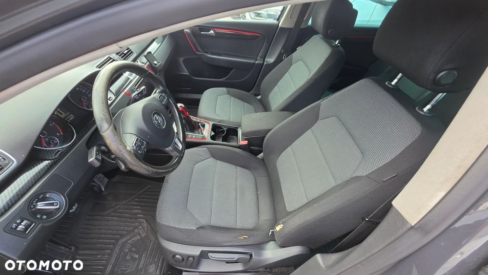 Volkswagen Passat 1.6 TDI BlueMotion Technology Comfortline - 23