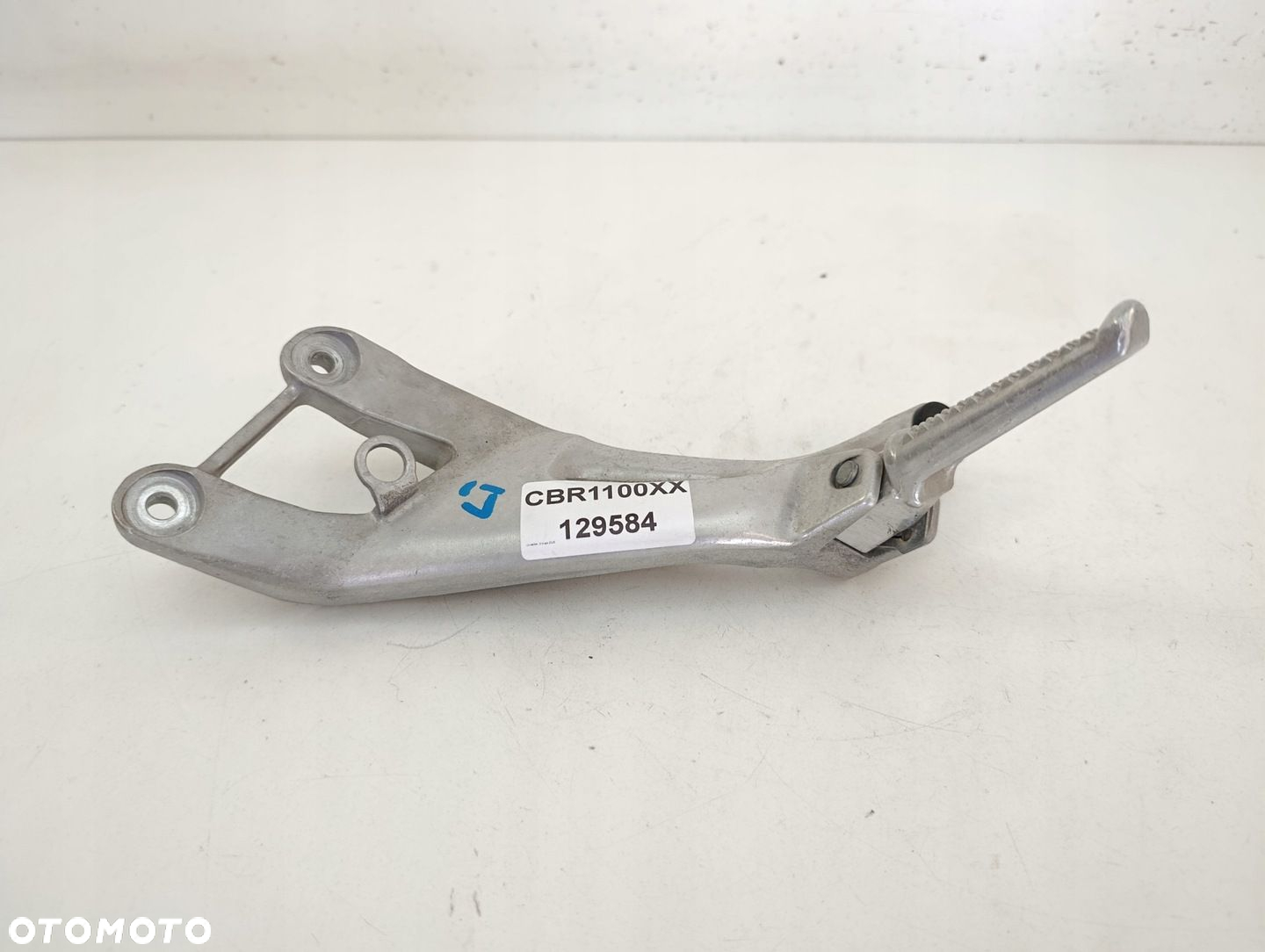 HONDA CBR 1100XX SET PODNÓŻEK PASAŻERA LEWY - 2