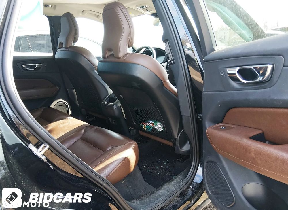 Volvo XC 60 T6 AWD Geartronic Momentum - 6