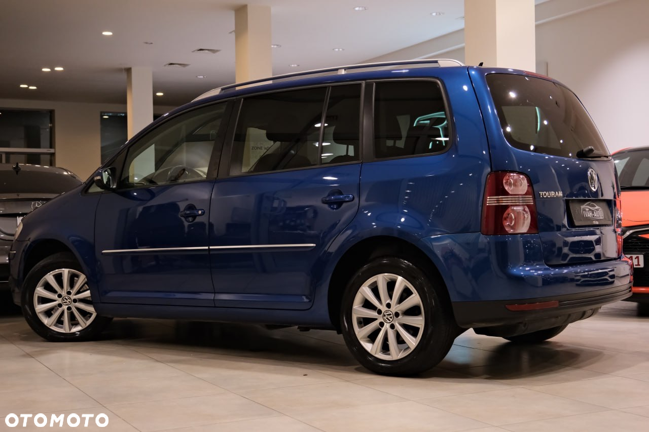 Volkswagen Touran 1.4 TGI BlueMotion Highline - 11