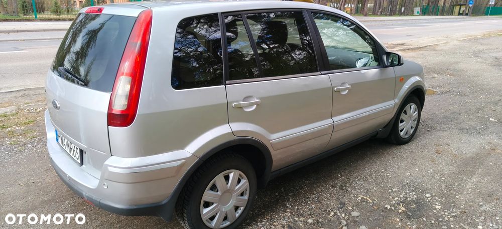 Ford Fusion 1.4 + - 5