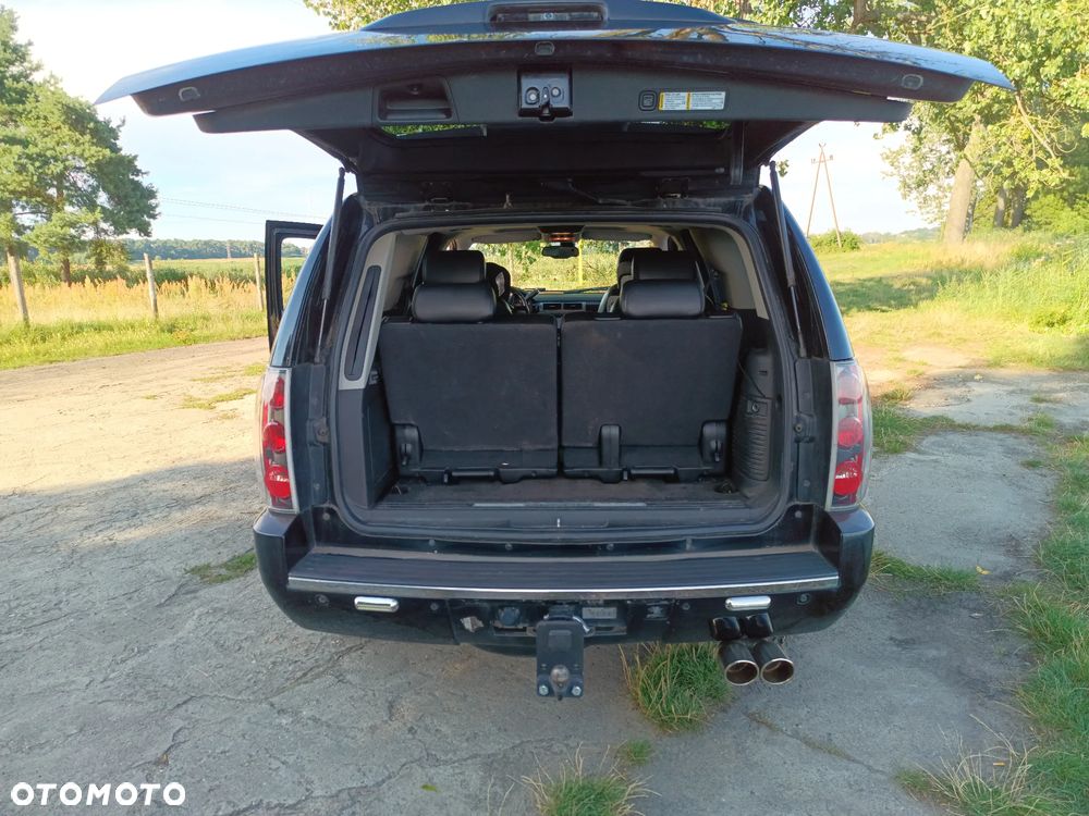 GMC Yukon Denali 6.2 - 11