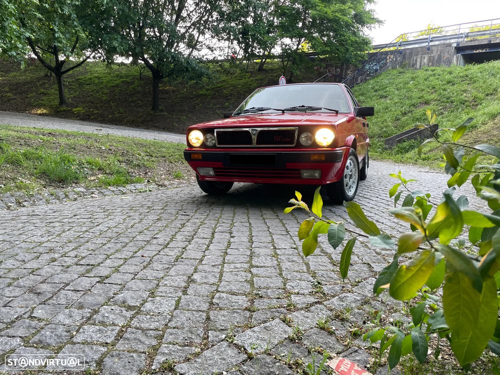 Lancia Delta 1.6 HF Turbo - 39