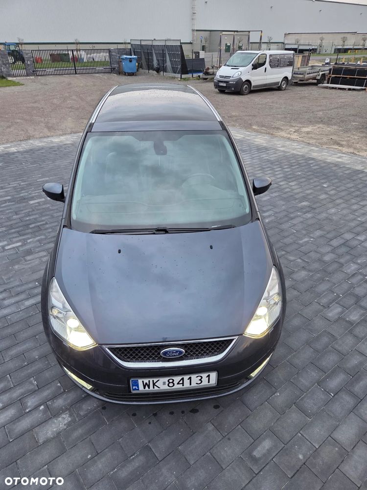 Ford Galaxy 2.0 TDCi Ghia - 40