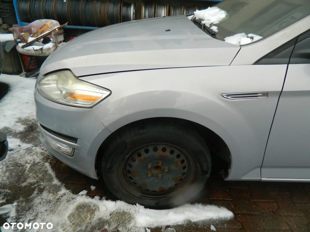 Ford Mondeo MK4 IV BA7 Kompletny przód maska Zderzak - 2