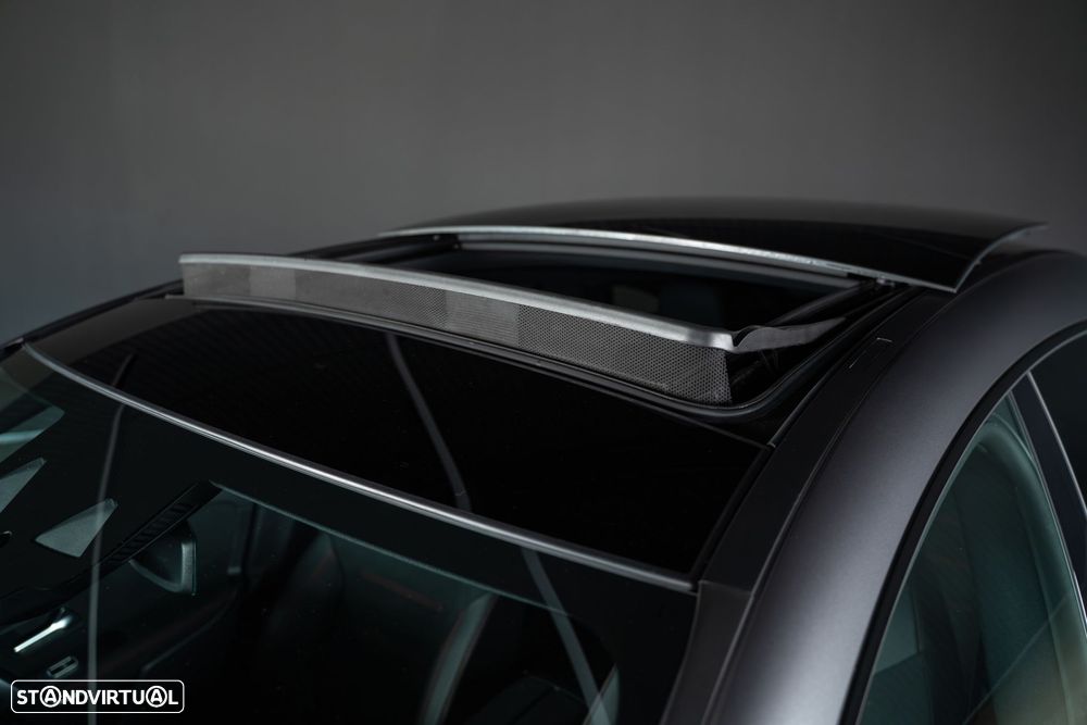 Mercedes-Benz CLA 250 e Shooting Brake AMG Line - 13