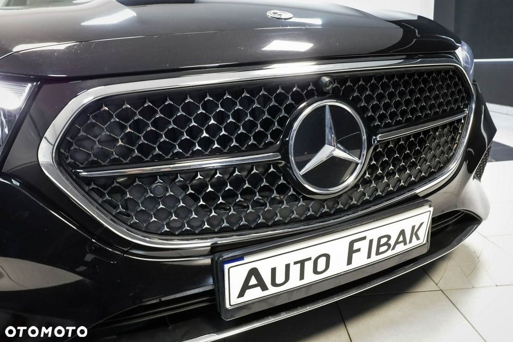 Mercedes-Benz Klasa E 200 4Matic 9G-TRONIC Edition AVANTGARDE - 9