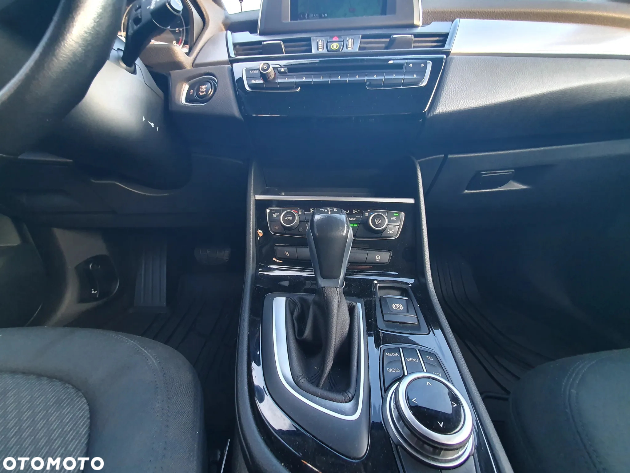 BMW Seria 2 216d Active Tourer - 21
