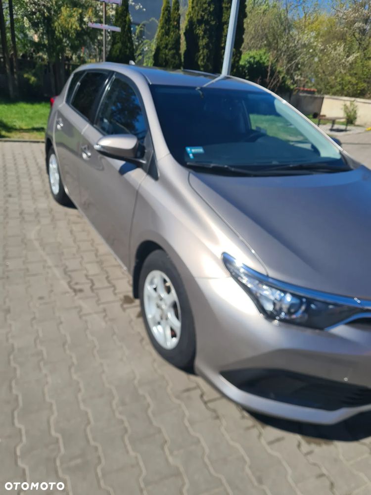 Toyota Auris 1.33 VVT-i Active - 3