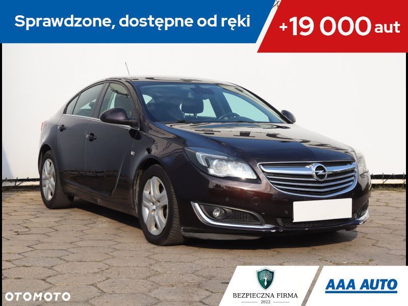 Opel Insignia - 1