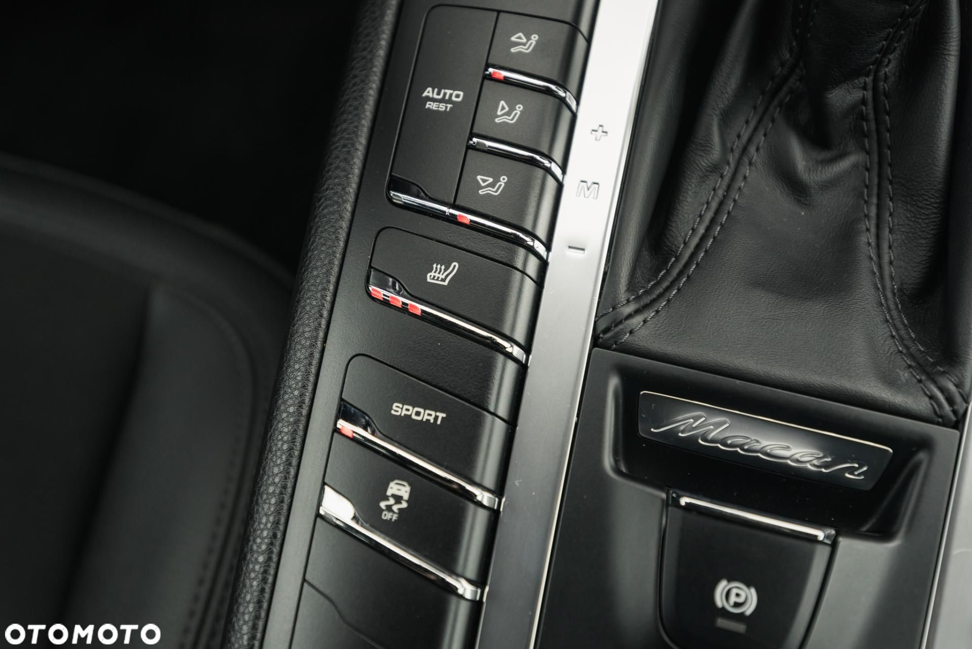 Porsche Macan - 25