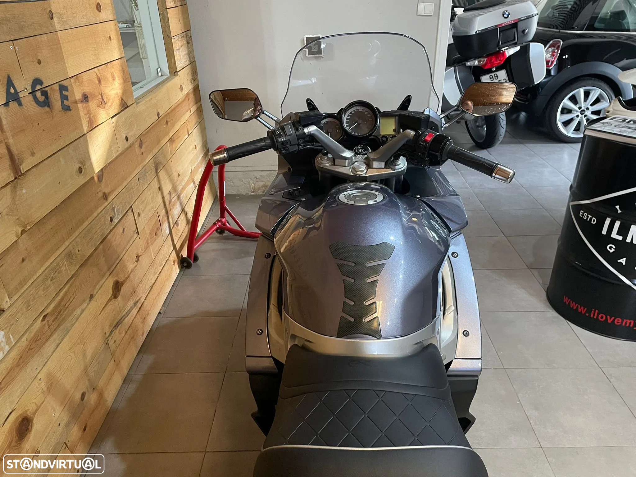 Yamaha FJR - 11