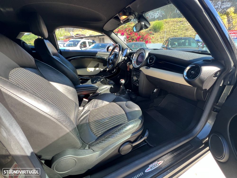 MINI Coupé Cooper SD — fotografia 11