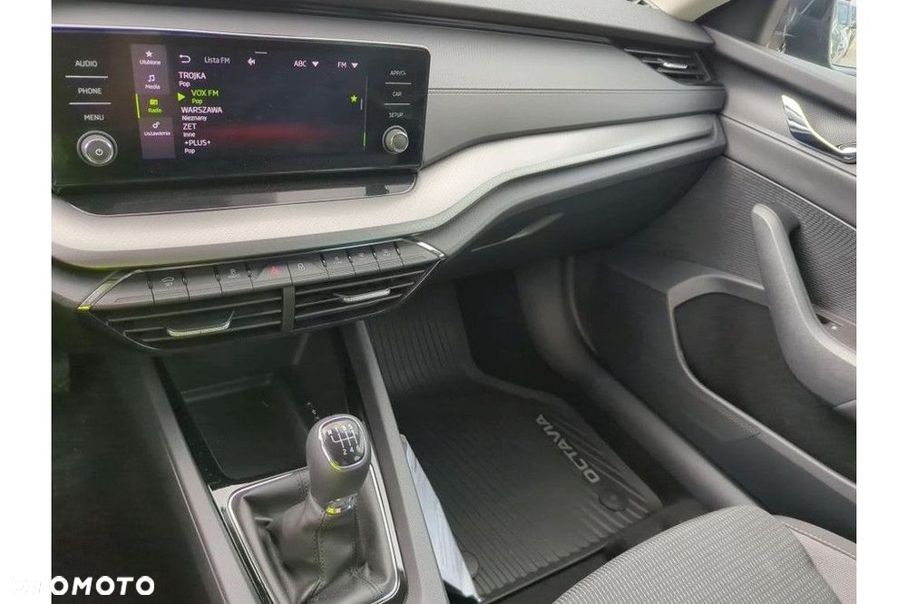 Skoda Octavia 1.5 TSI ACT Ambition - 10
