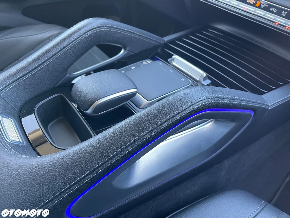 Mercedes-Benz GLE 300 d mHEV 4-Matic AMG Line - 29