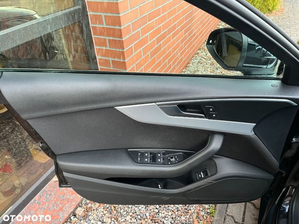 Audi A4 Avant 2.0 TDI - 35