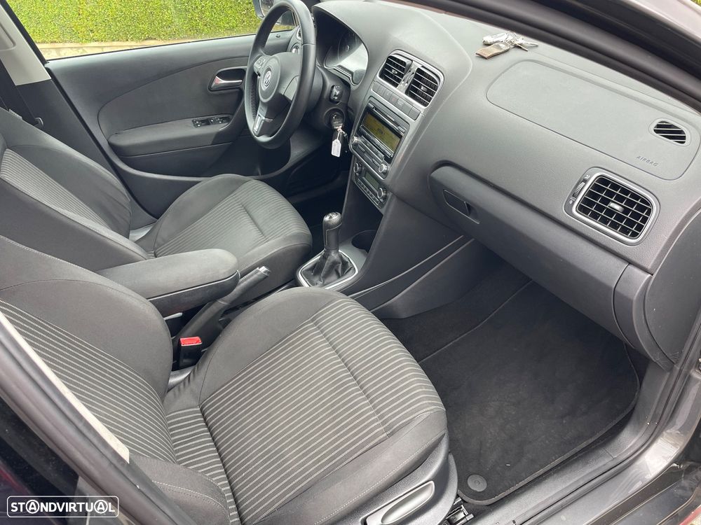 VW Polo 1.2 Sportline - 24