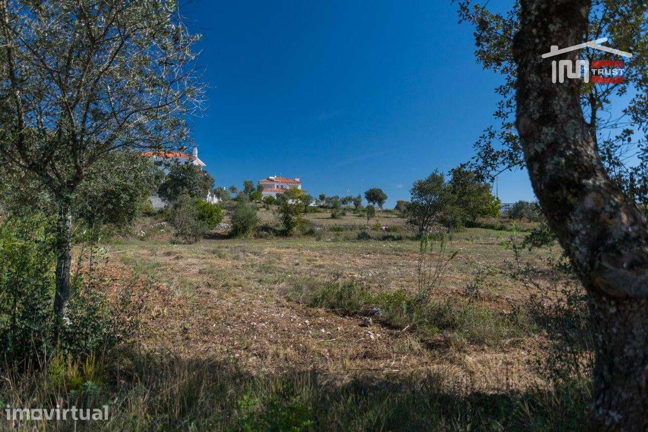 TERRENO PARA CONSTRUÇÃO COM AREA DE 4830 M2 COM AREA DE IMPLANTAÇÃO... - Grande imagem: 4/13