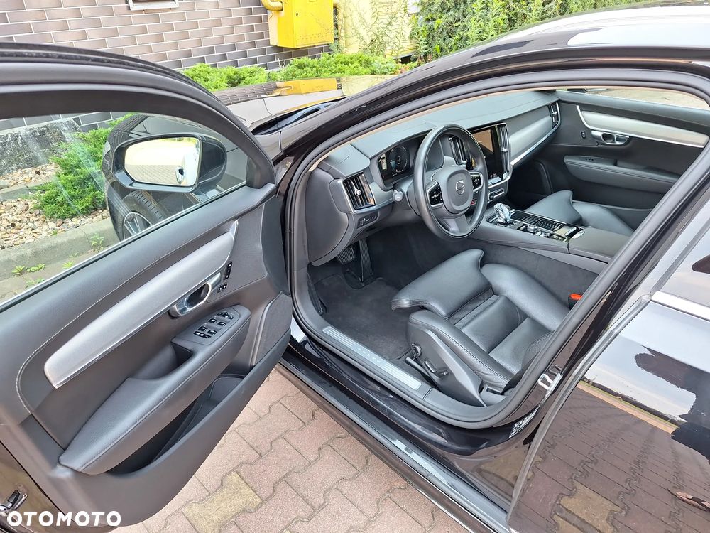 Volvo V90 T8 AWD Plug-In Hybrid Inscription - 13