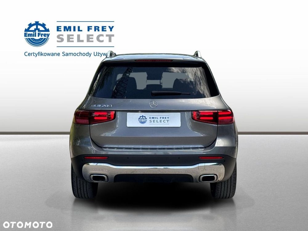 Mercedes-Benz GLB - 6