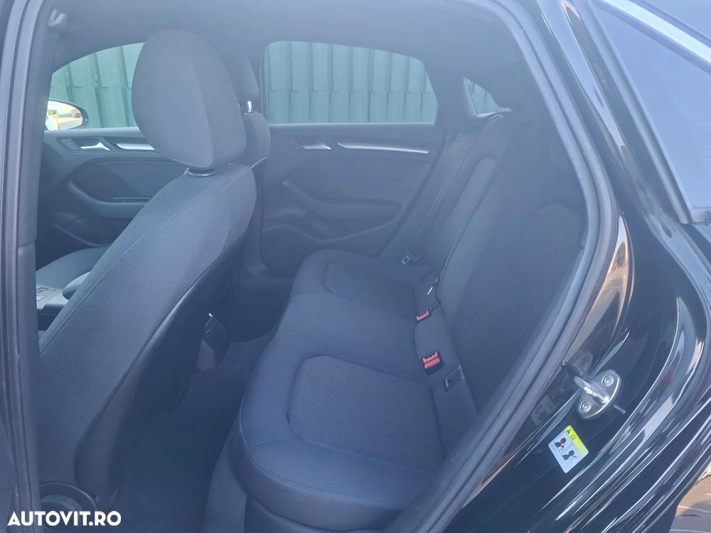 Audi A3 2.0 TDI S tronic Sport - 14