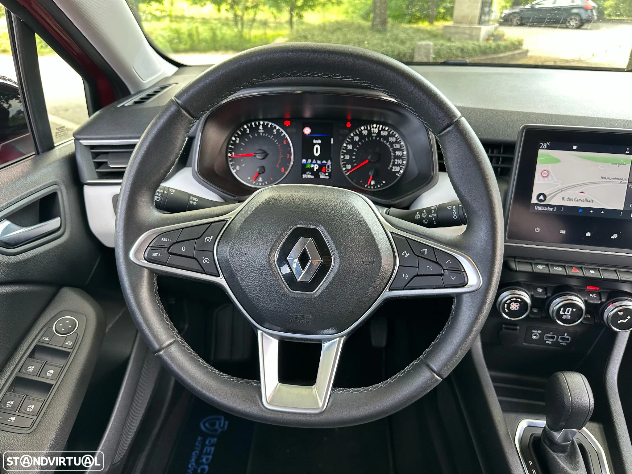 Renault Clio TCe 90 X-tronic TECHNO - 25