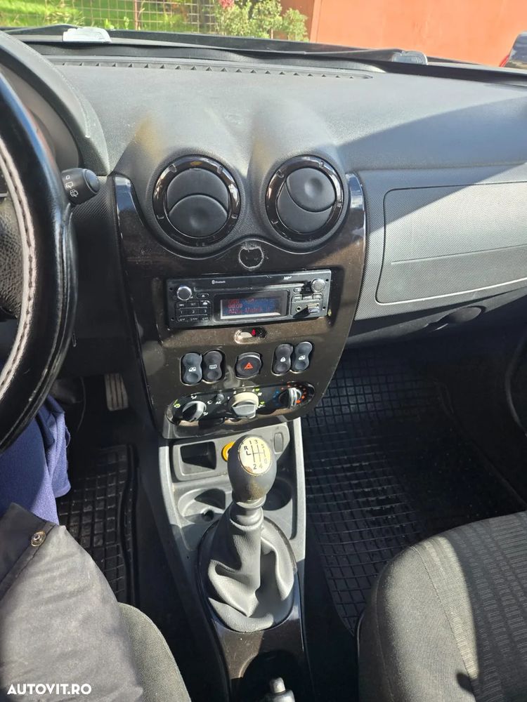 Dacia Duster 1.5 dCi 4x2 Prestige - 6