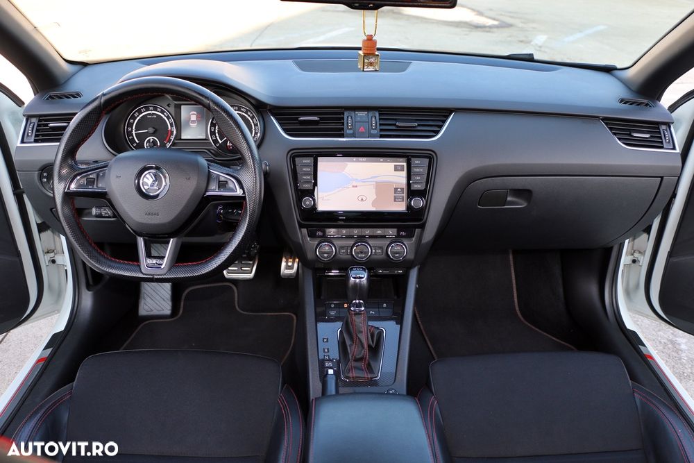 Skoda Octavia 2.0 TDI (Green tec) DSG RS - 14