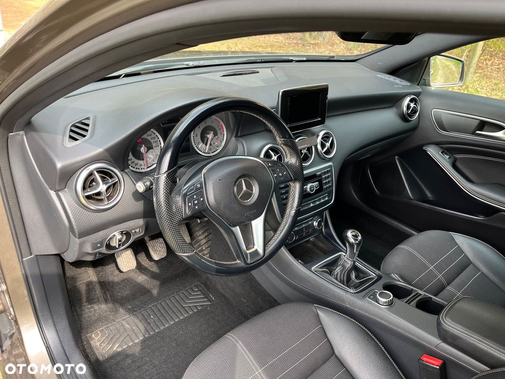 Mercedes-Benz Klasa A 200 (BlueEFFICIENCY) AMG Sport - 10