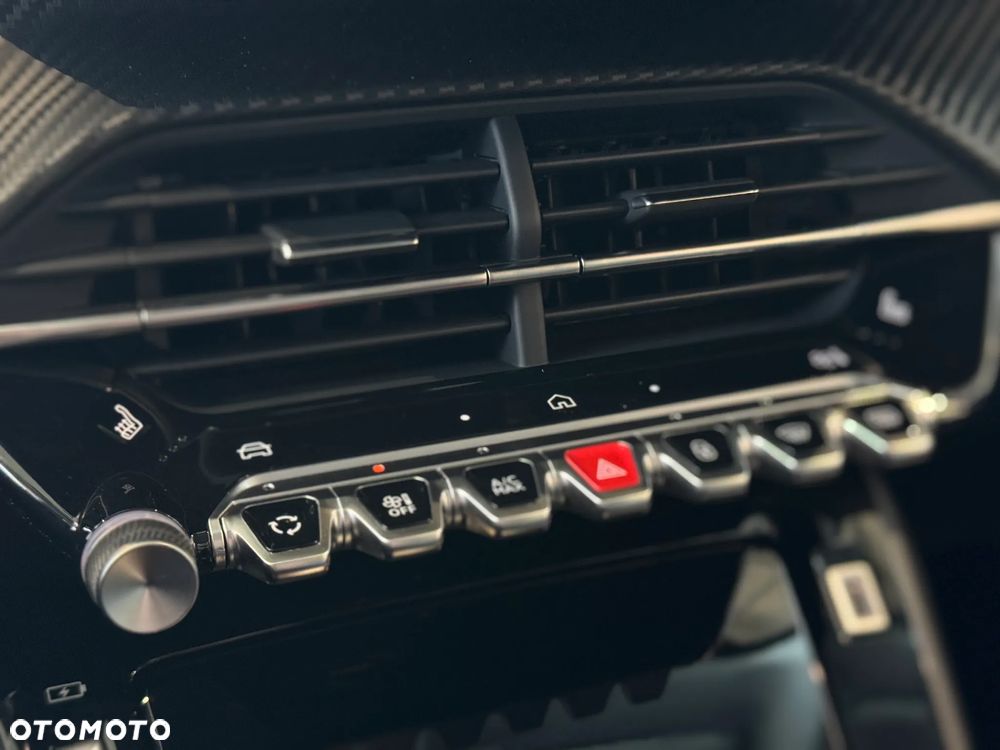 Peugeot 208 e-208 50kWh Allure - 31