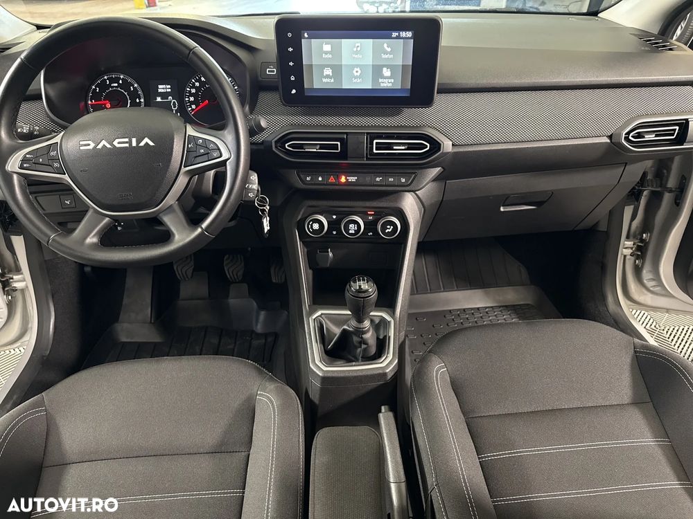 Dacia Sandero - 10