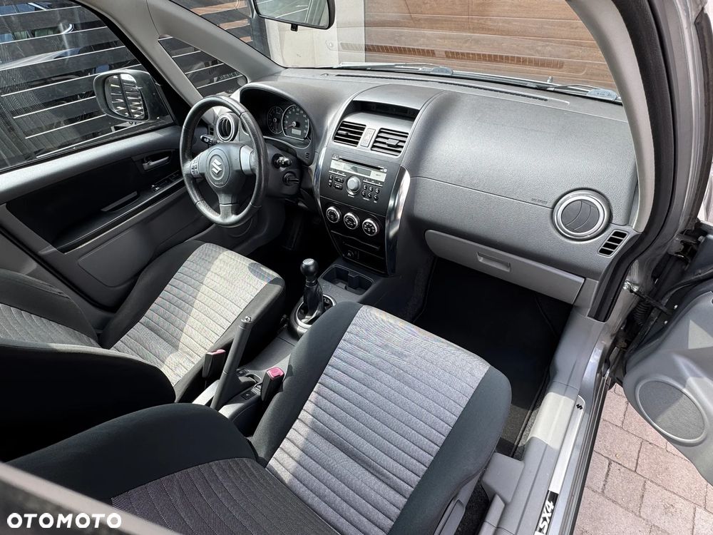 Suzuki SX4 1.6 VVT 4x4 Comfort - 28